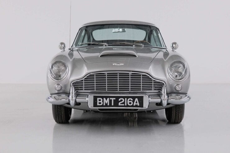 James Bond Goldfinger Aston Martin DB5 Continuation 5