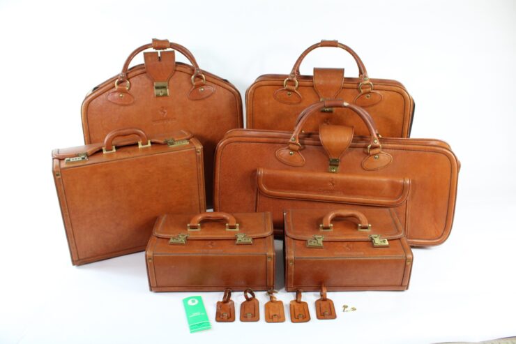 Schedoni Luggage Set For The Ferrari Testarossa 1