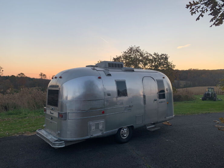 Airstream Globetrotter 3