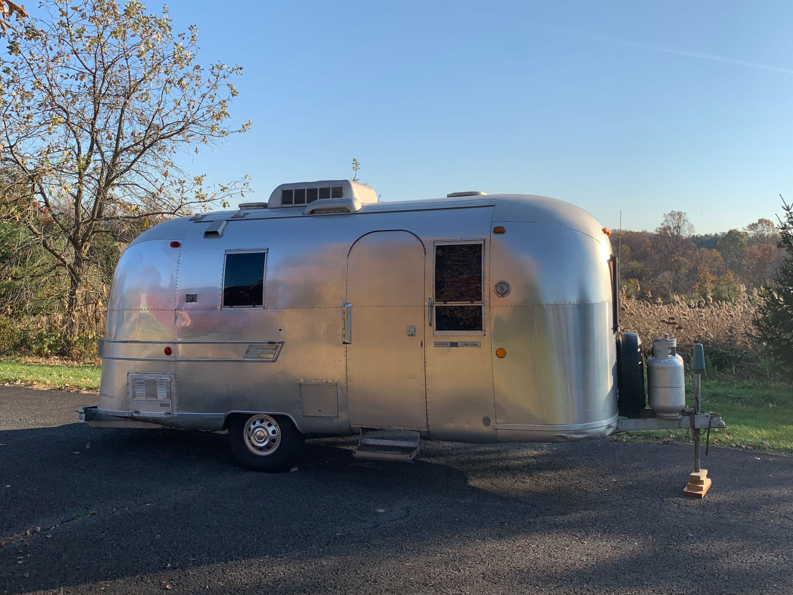 Time Capsule For Sale: A Vintage 1968 Airstream Globetrotter