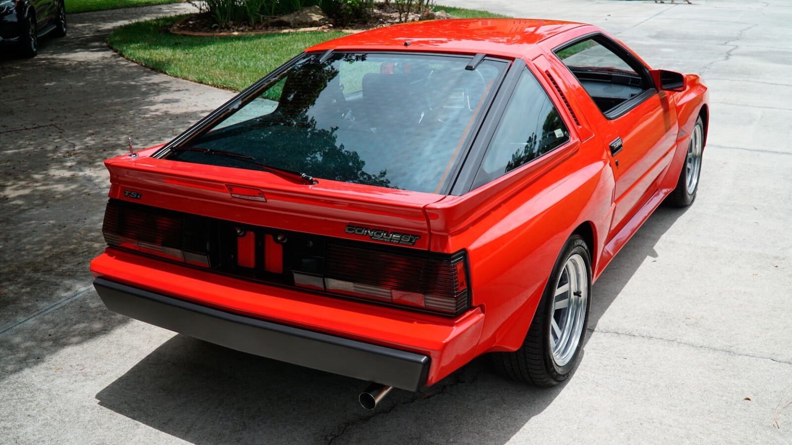 A Forgotten Retro Classic – The Dodge Conquest TSI