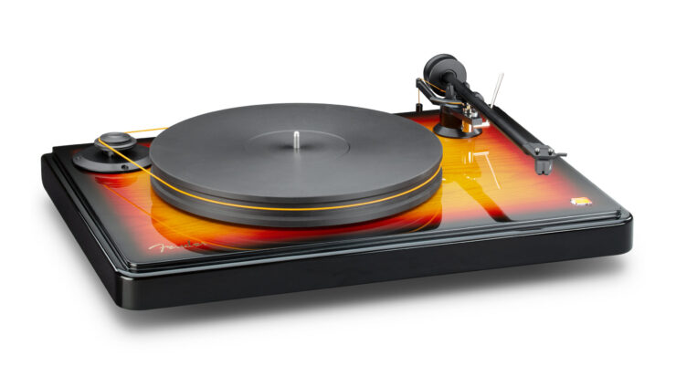 Fender X MoFi PrecisionDeck Turntable 1