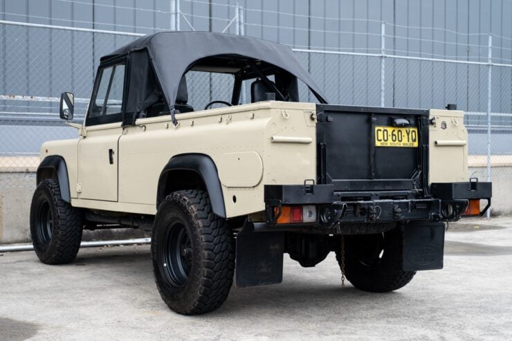 Land Rover Perentie 15