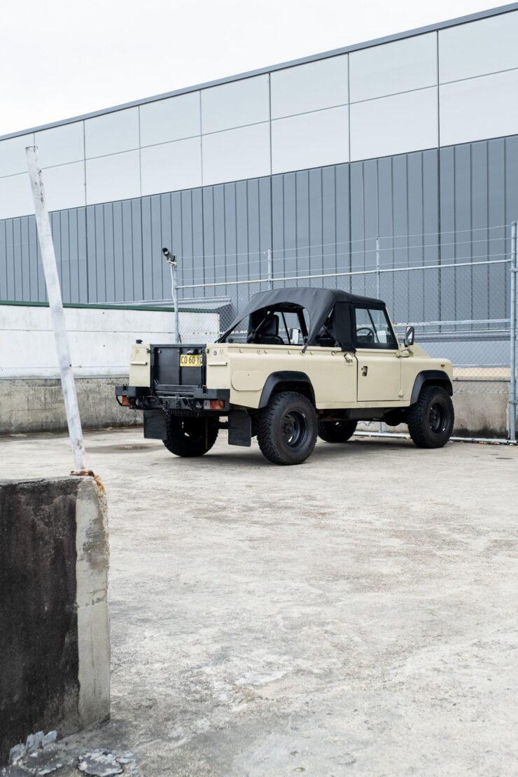 Land Rover Perentie 17