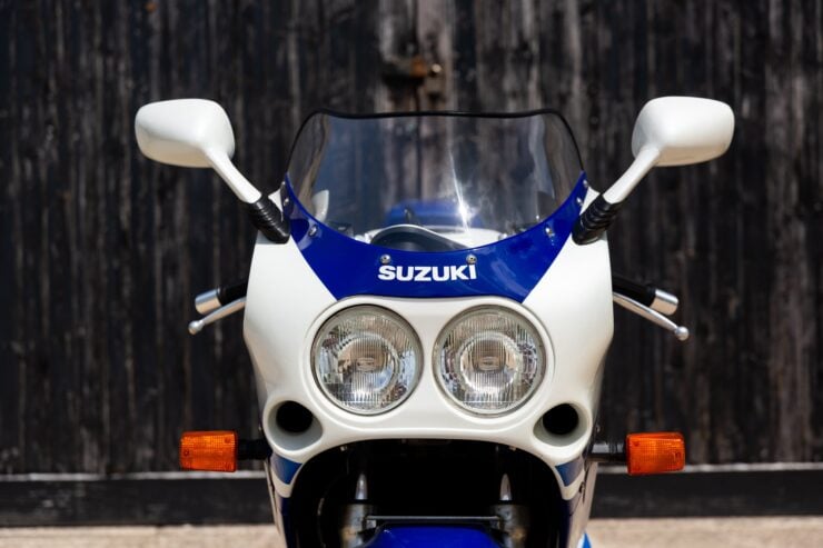 Suzuki GSX-R1100 13