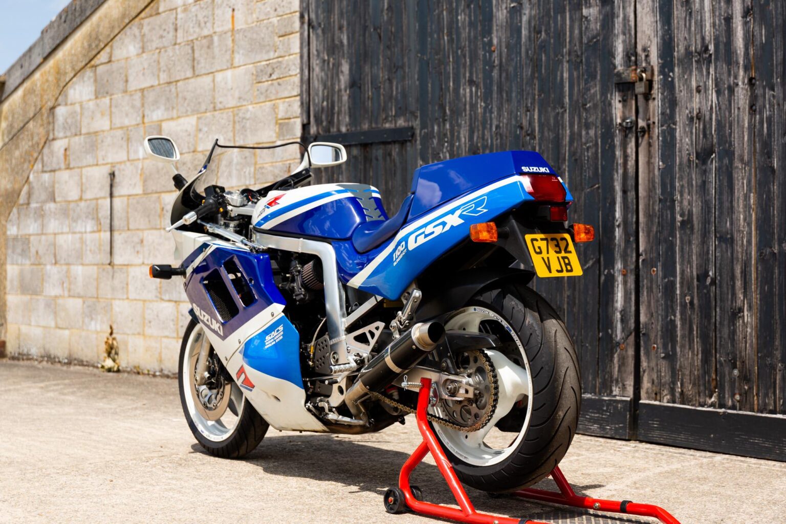 The Suzuki GSX-R1100 K – The Mighty 80s-Era "Gixxer"