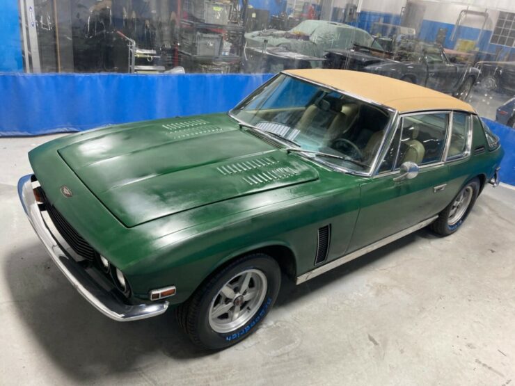 Jensen Interceptor 1