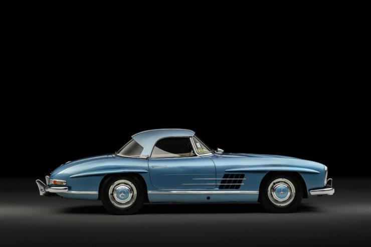 Juan Manuel Fangio Mercedes-Benz 300 SL 4