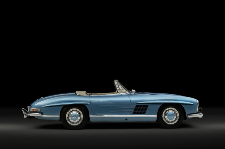 Juan Manuel Fangio Mercedes-Benz 300 SL 9