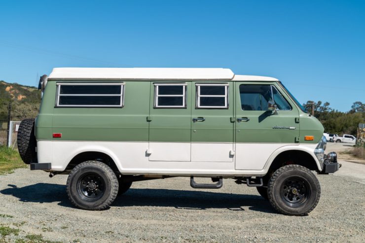 Ford Econoline Sportsmobile 4x4 Camper 13