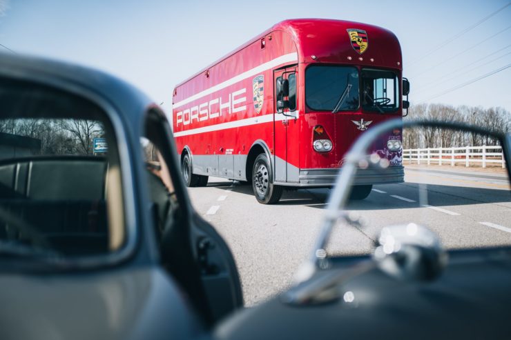 Gillig Model 590 Porsche Race Car Hauler 3