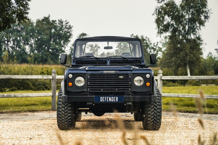 Land Rover Defender V8 8