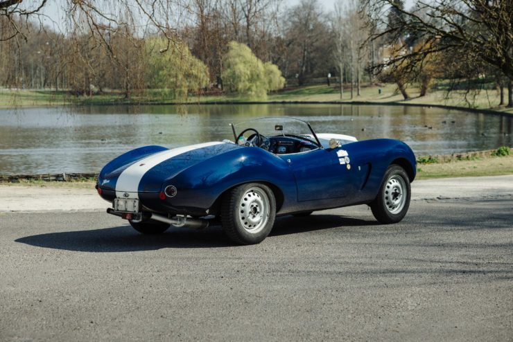 Arnolt-Bristol Bolide Deluxe Roadster 4