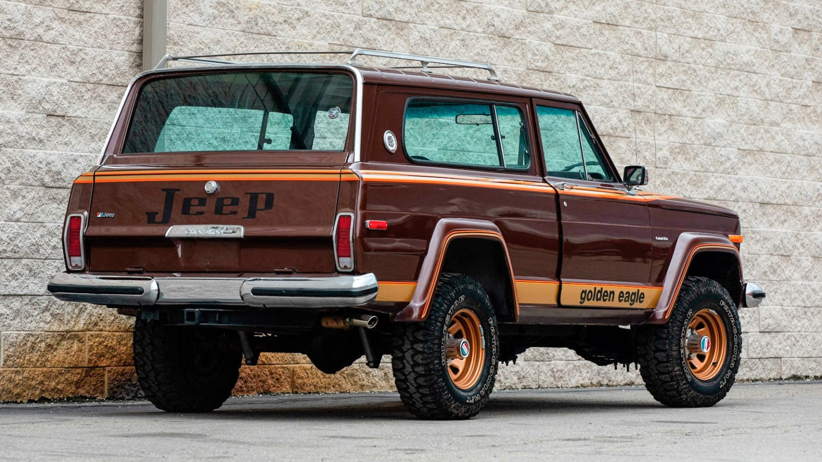 Fascinating Golden Eagle Jeep Cherokee Gallery