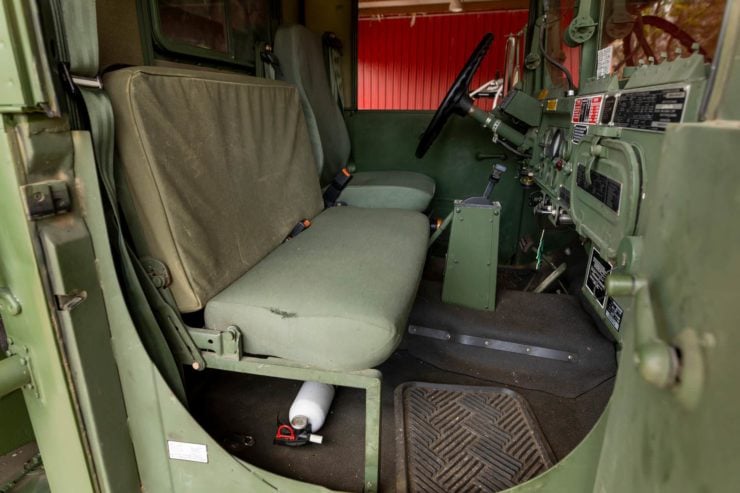 AM General M35 6x6 Military Truck 17