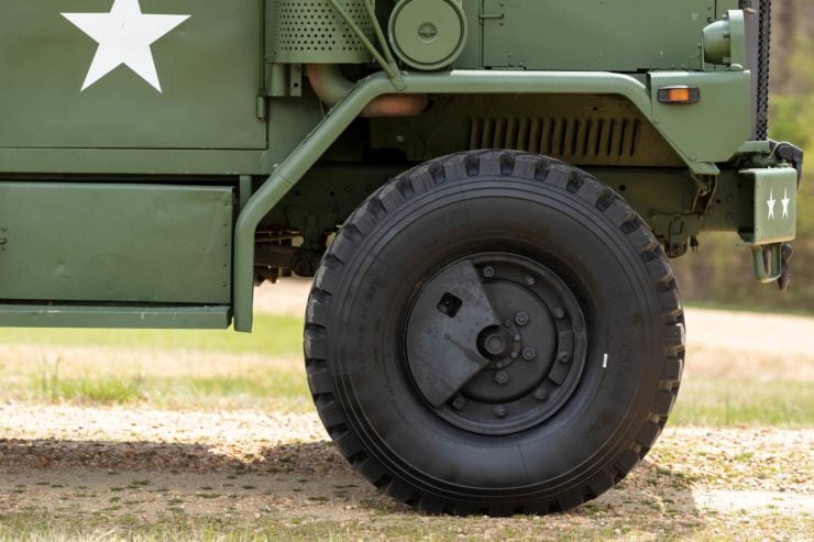 AM General M35 6x6 Military Truck 3