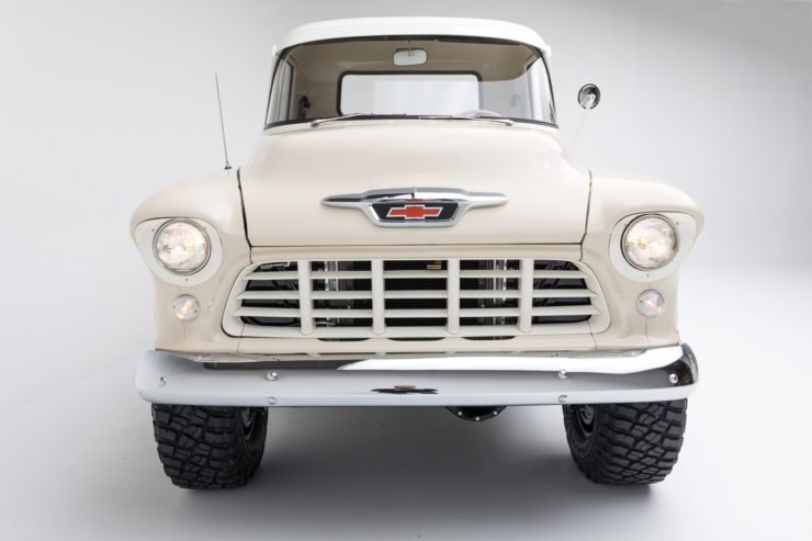 Chevrolet NAPCO 4×4 Pickup 16