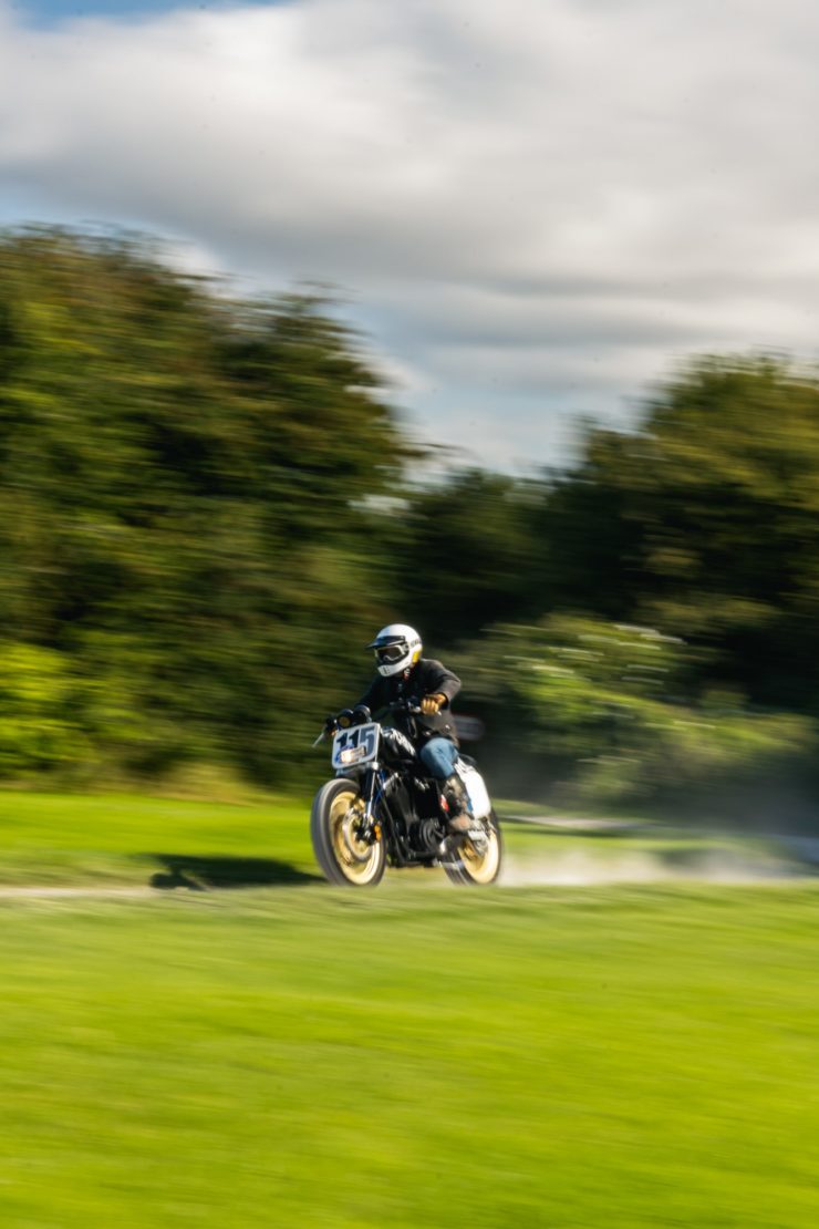 Harley-Davidson Sportster 1200 Street Tracker 15