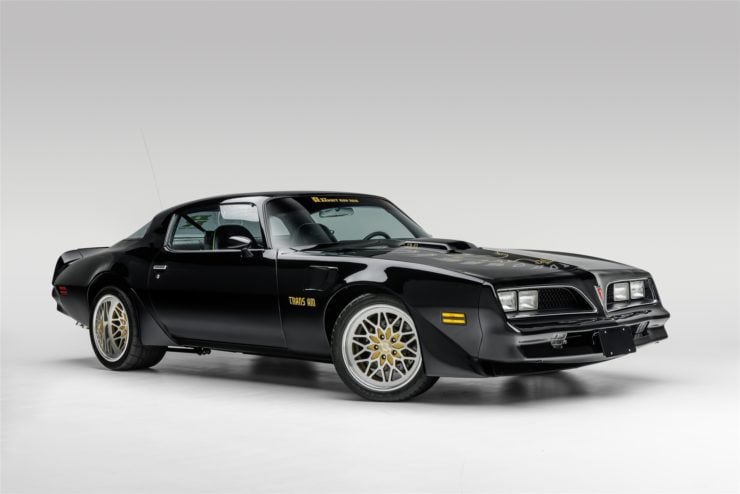 Burt Reynolds Pontiac Firebird Formula 16