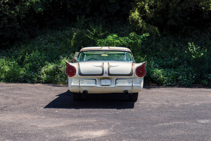 Ford Fairlane 500 White Pearl 6