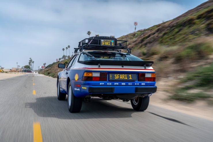 Porsche 944 Safari Rally 18