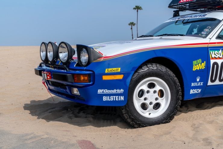 Porsche 944 Safari Rally 21