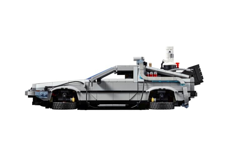 LEGO Back to the Future Time Machine DeLorean DMC-12 8