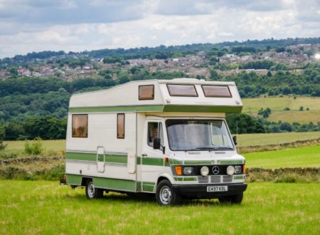 Mercedes-Benz T1 Camper 1