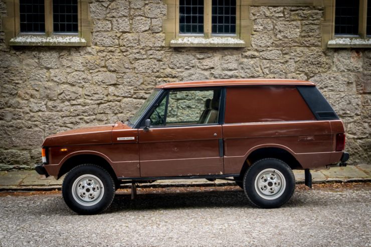 Range Rover Classic Police Car 17