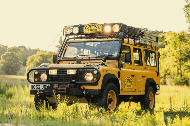 Emblème Land Rover Discovery / Defender – Métal Argent Et Noir, Style Camel Trophy