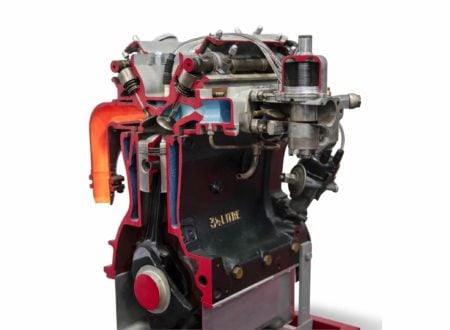 Jaguar XK Cutaway Engine