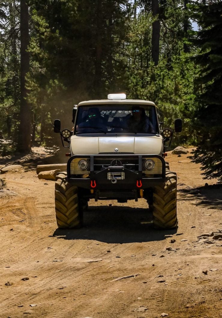 Mercedes-Benz Unimog 416 8