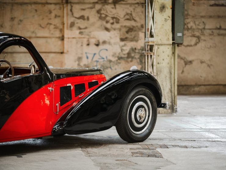 Bugatti T57SC Atalante