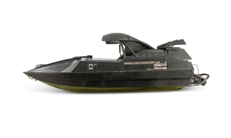 Q Boat From James Bond The World Is Not Enough 3