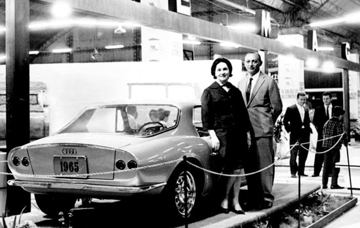 Rino Malzoni and his wife Anita at Salão do Automóvel in São Paulo, in 1964, where the Malzoni GT Type IV was shown