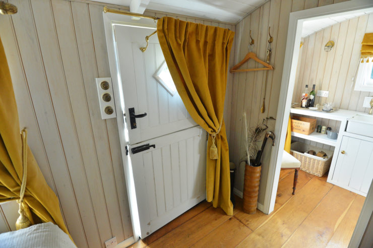 Shepherd's Hut 5