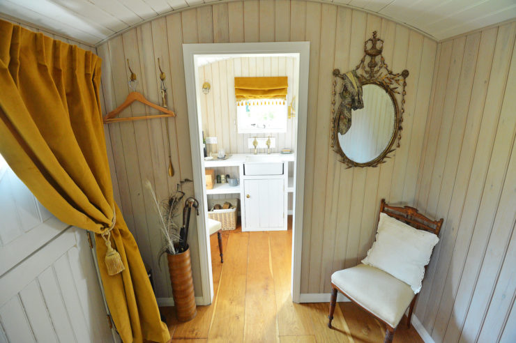 Shepherd's Hut 6