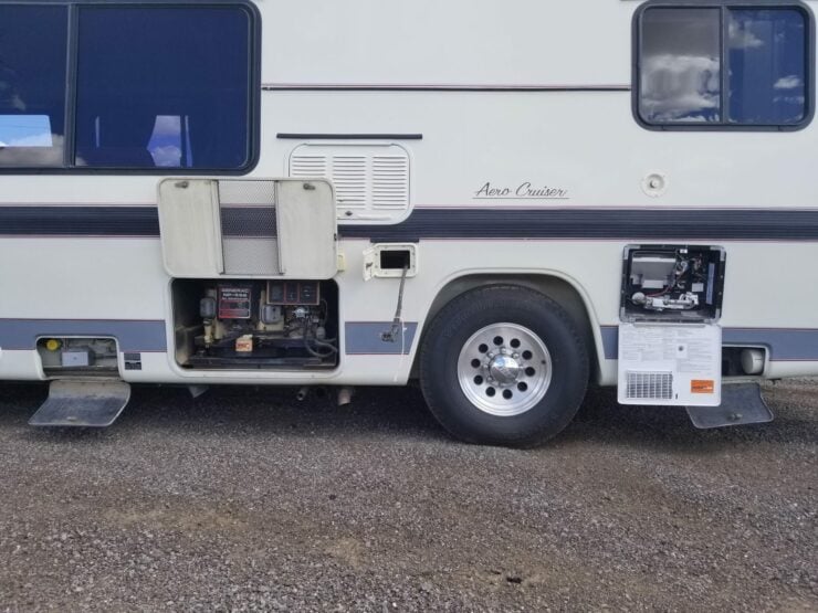 Gardner-Pacific Aero Cruiser Motorhome 8