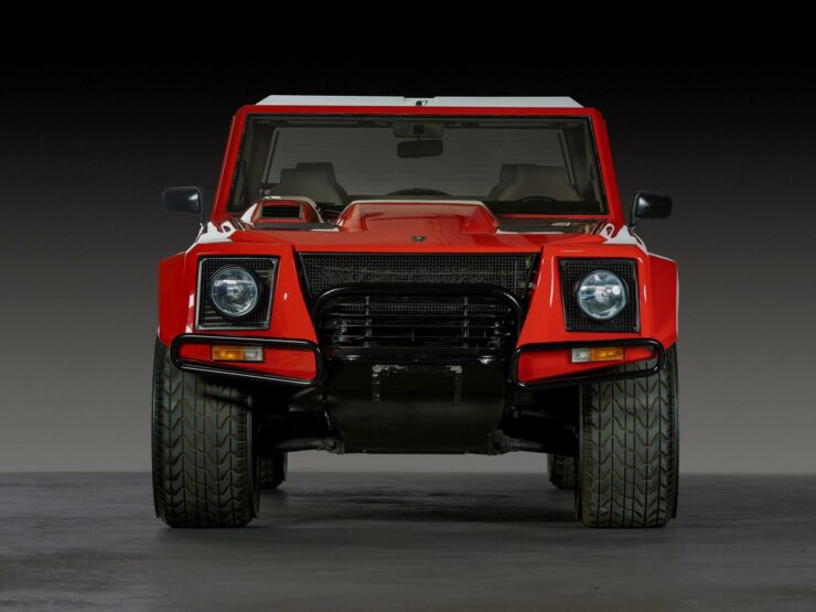 Lamborghini LM002