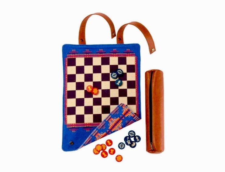 The Pendleton Travel Chess & Chess Roll Up 1