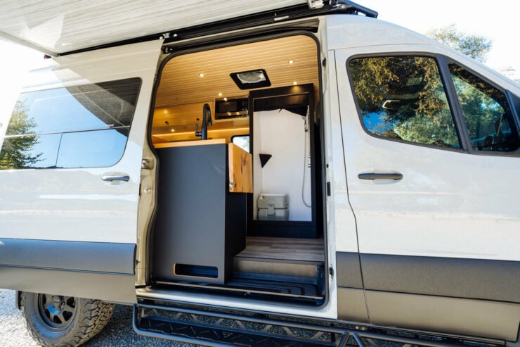 Vanspeed Camper Van Loft 21