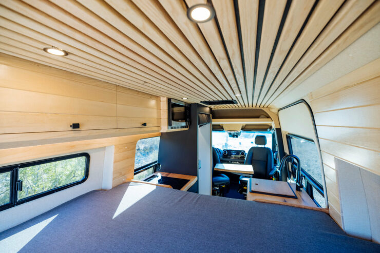 Vanspeed Camper Van Loft 25