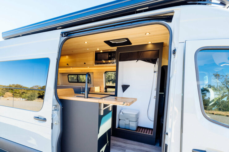 Vanspeed Camper Van Loft 27