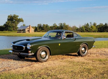 Volvo 1800S V8 Engine Swap