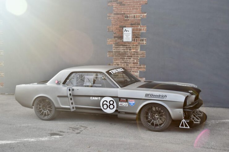 1965 Ford Mustang 4