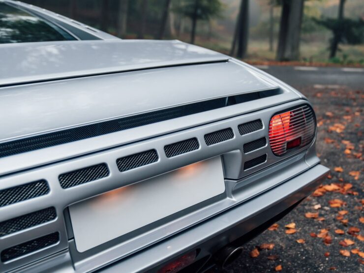 Bugatti EB110 GT