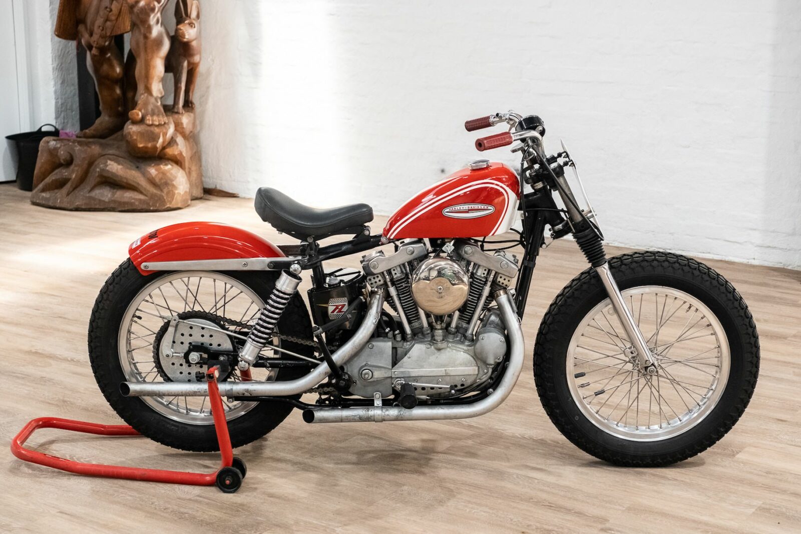 Harley-Davidson Sportster XLR 883 13