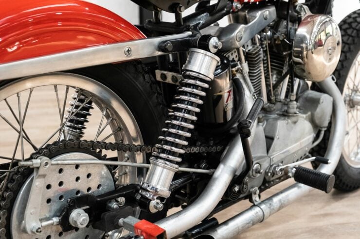 Harley-Davidson Sportster XLR 883 16