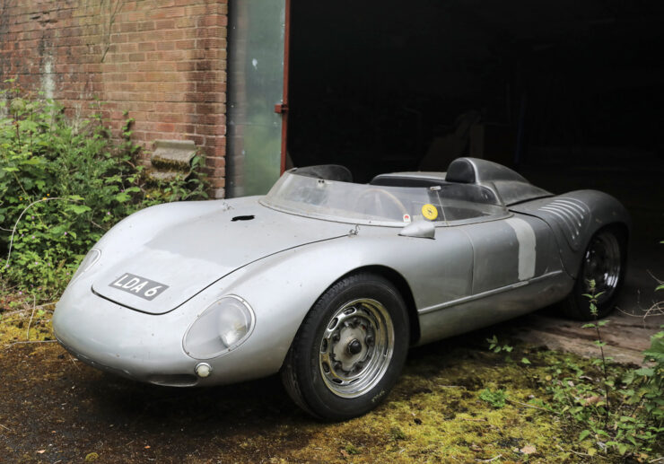 Porsche-550-Spyder-Barn-Find-1