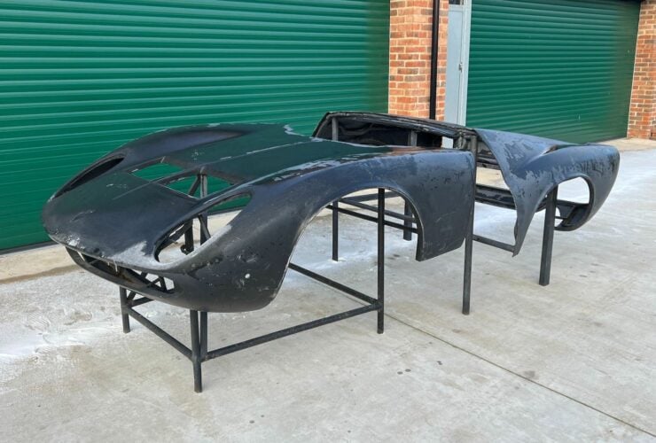 Lamborghini Miura Clam Shell Bodywork 6